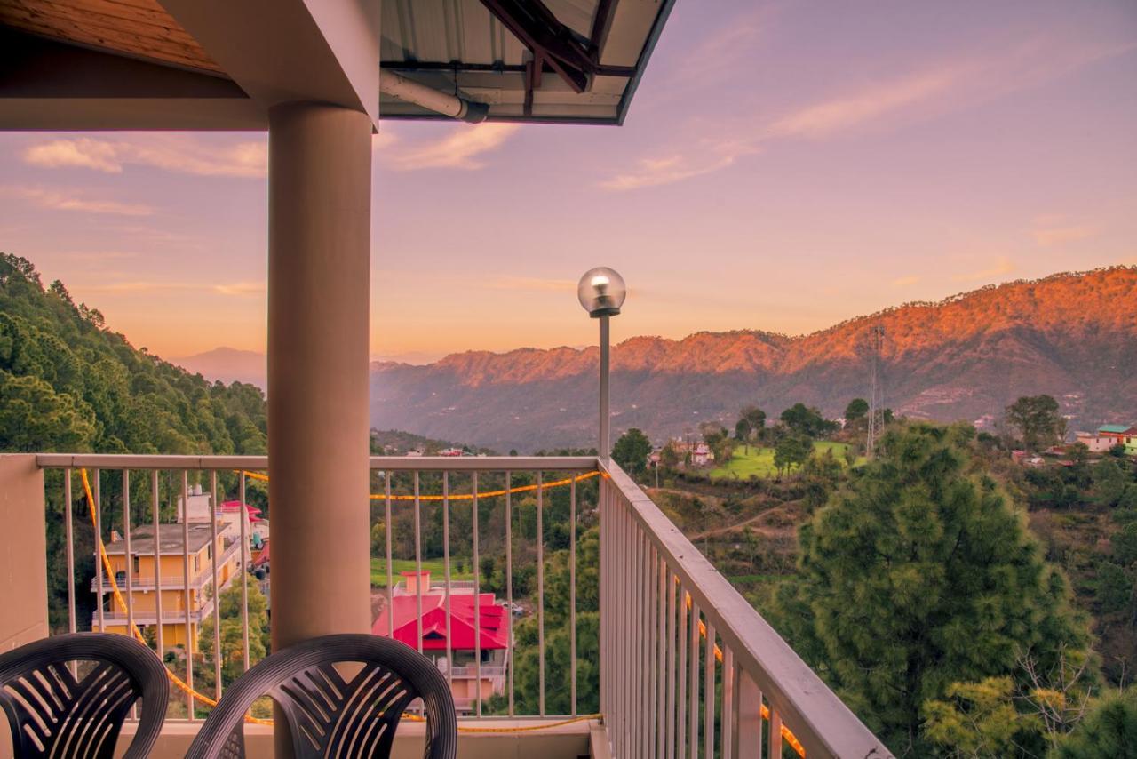 Terrace Retreat Bed & Breakfast Kasauli Exterior photo
