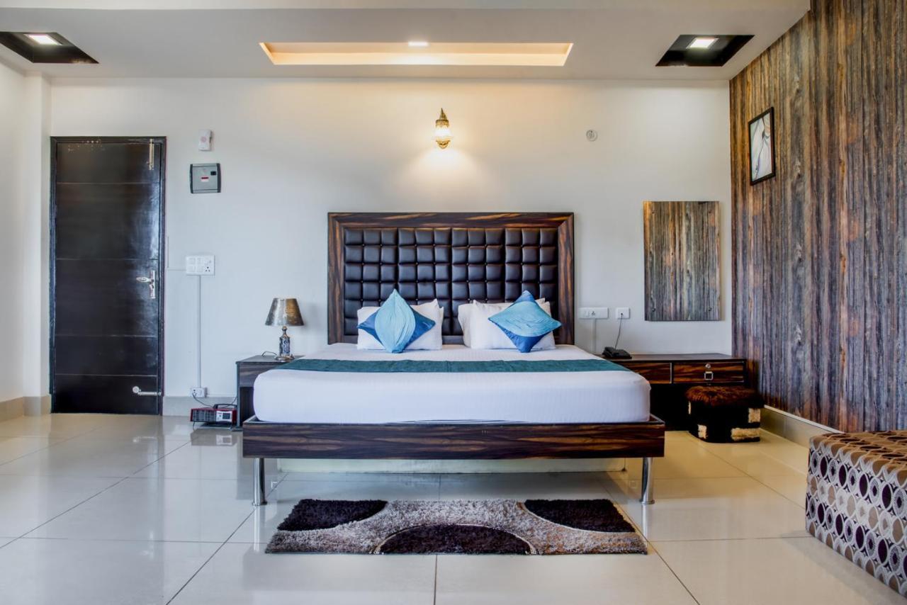 Terrace Retreat Bed & Breakfast Kasauli Exterior photo